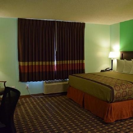 Snelling Motor Inn Mendota Bagian luar foto