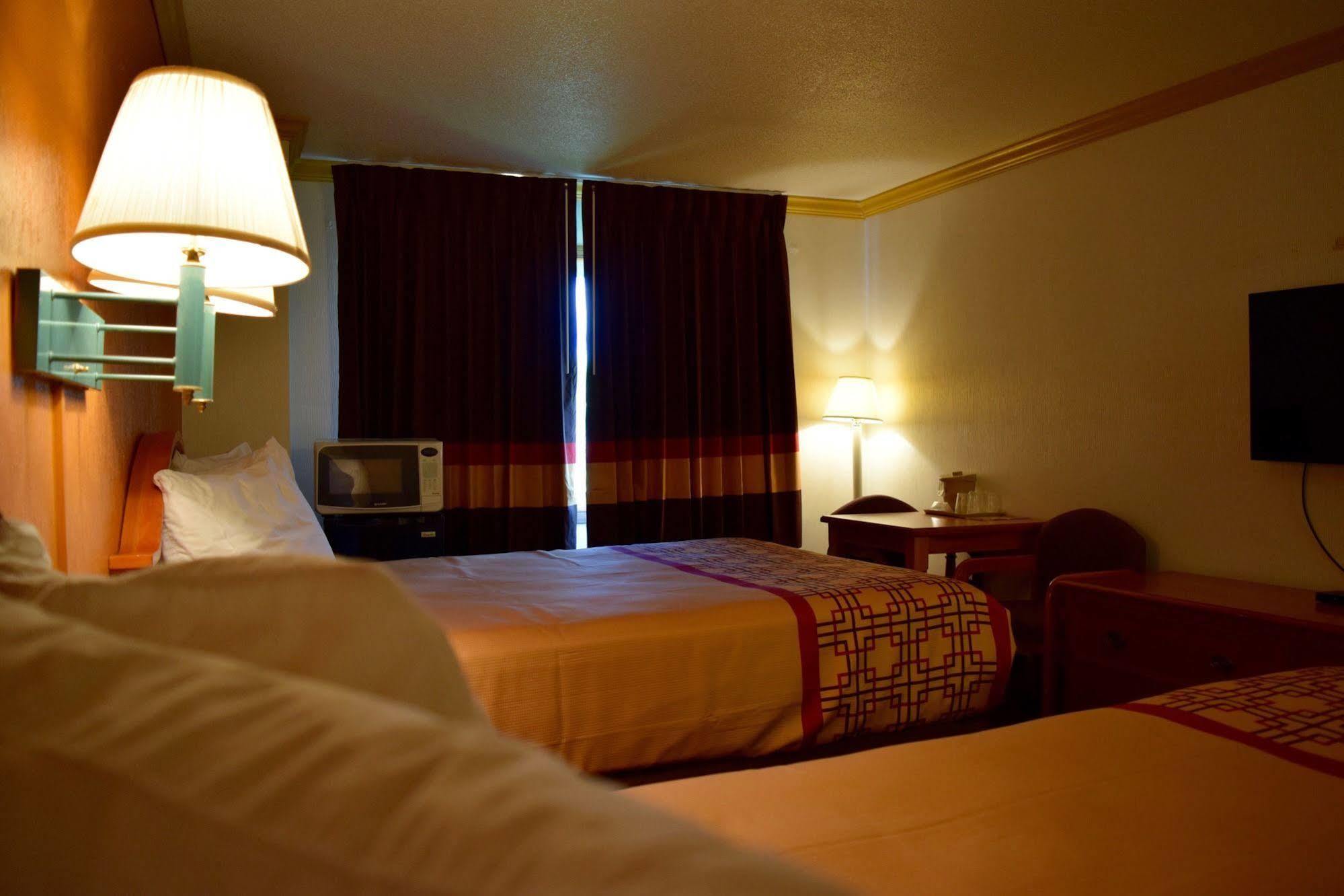 Snelling Motor Inn Mendota Bagian luar foto